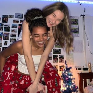 Meet your Posher, Isabel